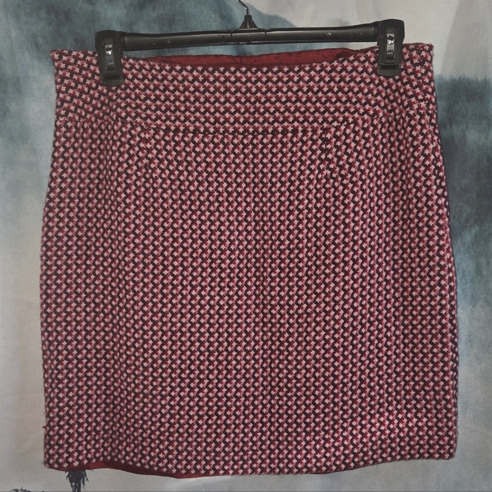 Pink and purple wool skirt with pockets